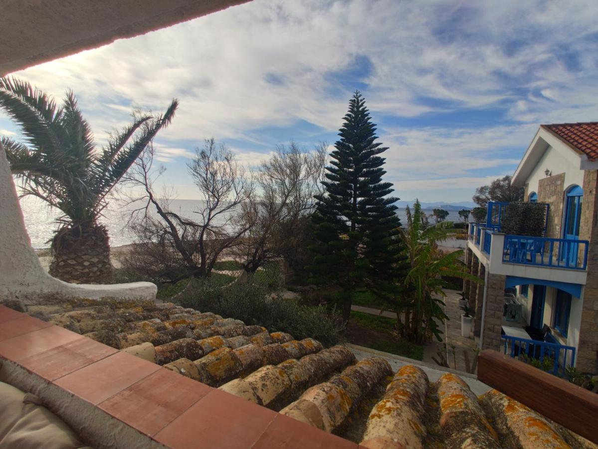 In Front Of The Beach - La Terrazza Sul Mare Flumini di Quartu Luaran gambar
